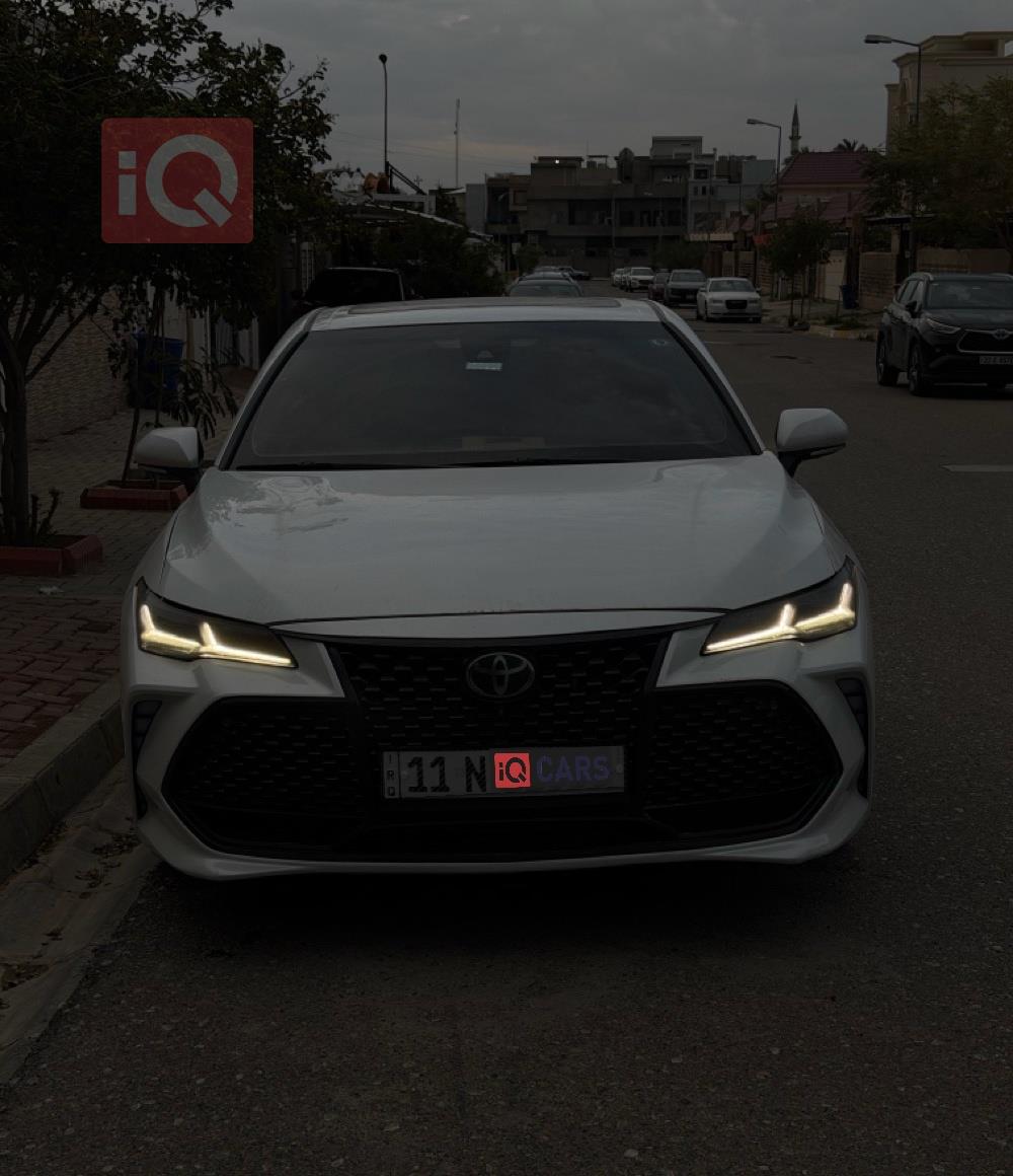 تويوتا أفالون